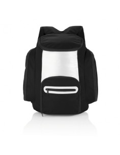 Heat insulated backpack